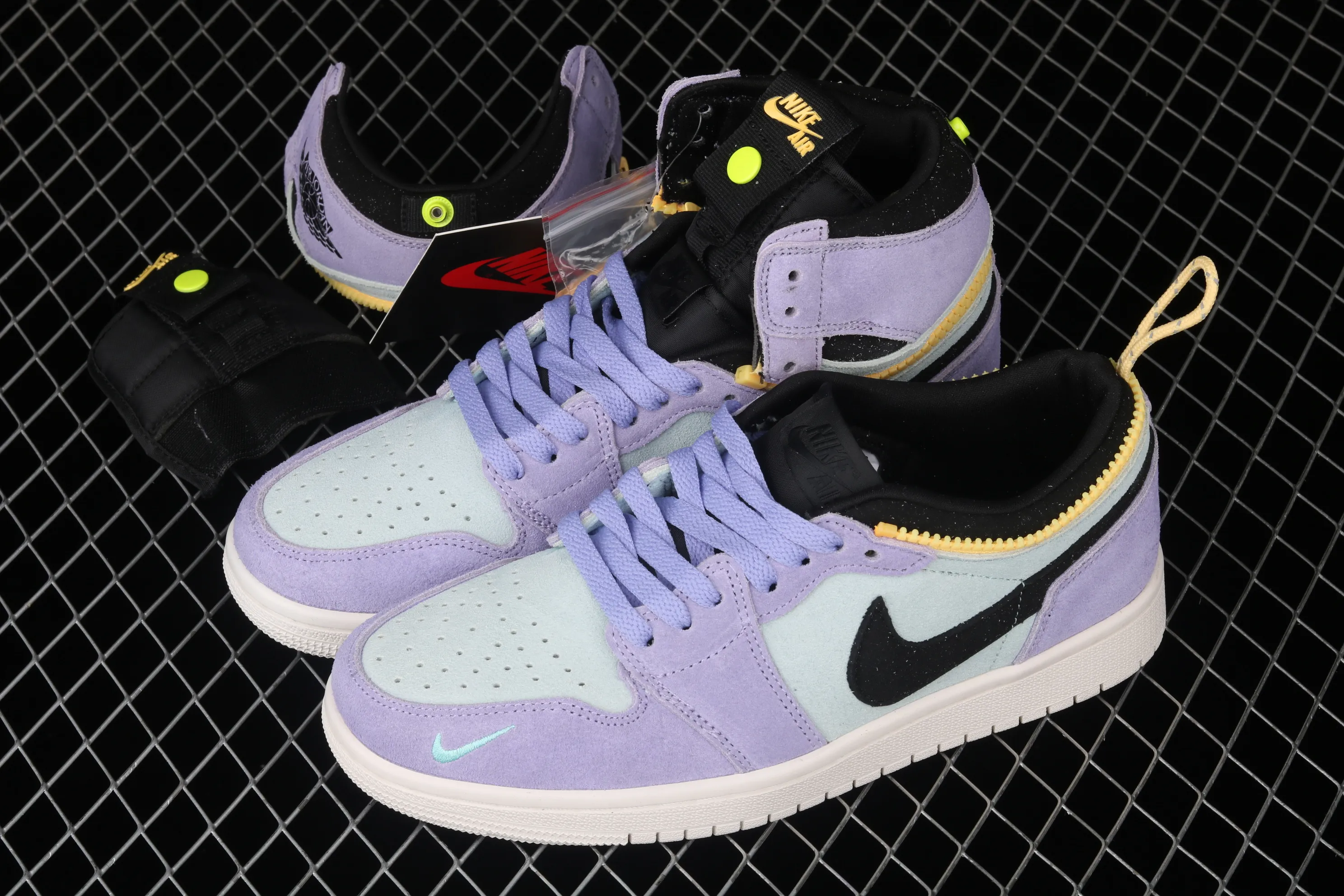 All categories Air Jordan Jordan series basketball shoes Air Jordan 1 High Z version Air Jordan 1 Switch "Violet" AJ1 Joe 1 Violet zipper High-top cultural basketball shoes CW6576-500